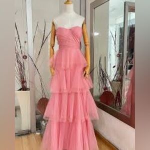 Elegant Pink Strapless Tiered Dress Glinda